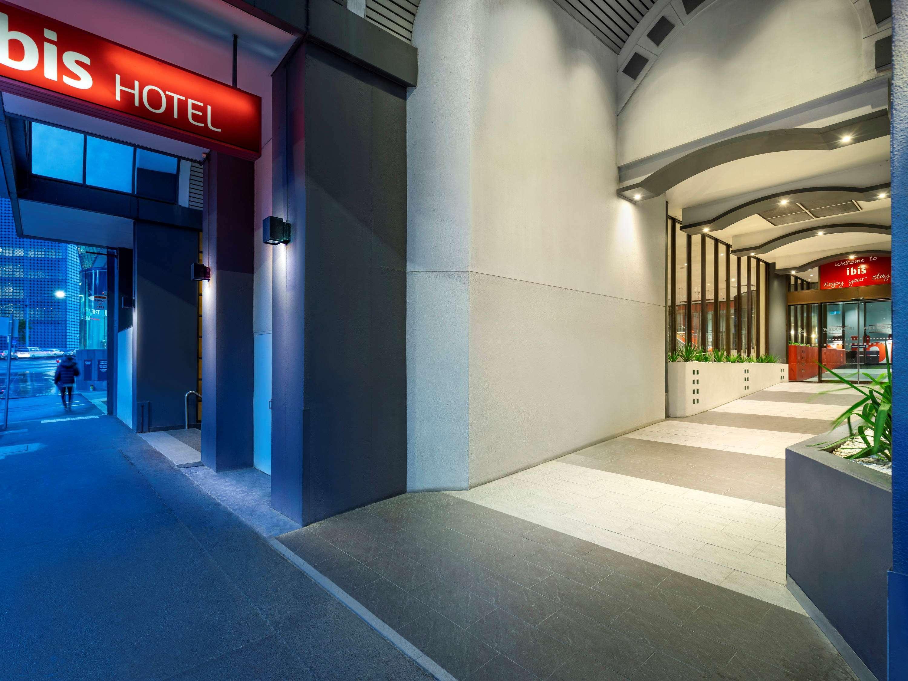 Ibis Melbourne Hotel And Apartments Bagian luar foto